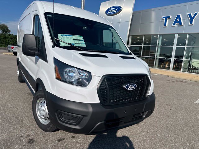 New 2026 Ford Transit 250 148 Medium Roof w/ Load Area Protection Package RWD image 5