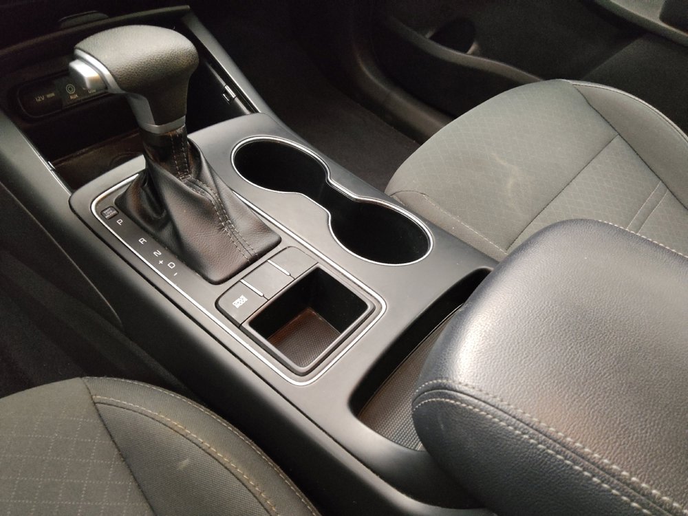 Used 2020 Kia Sorento LX image 26