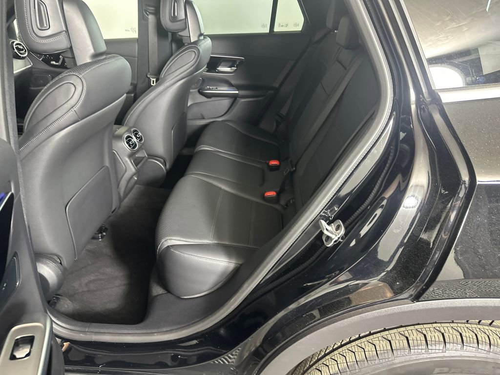 Certified 2026 Mercedes-Benz GLC 300 4MATIC image 23