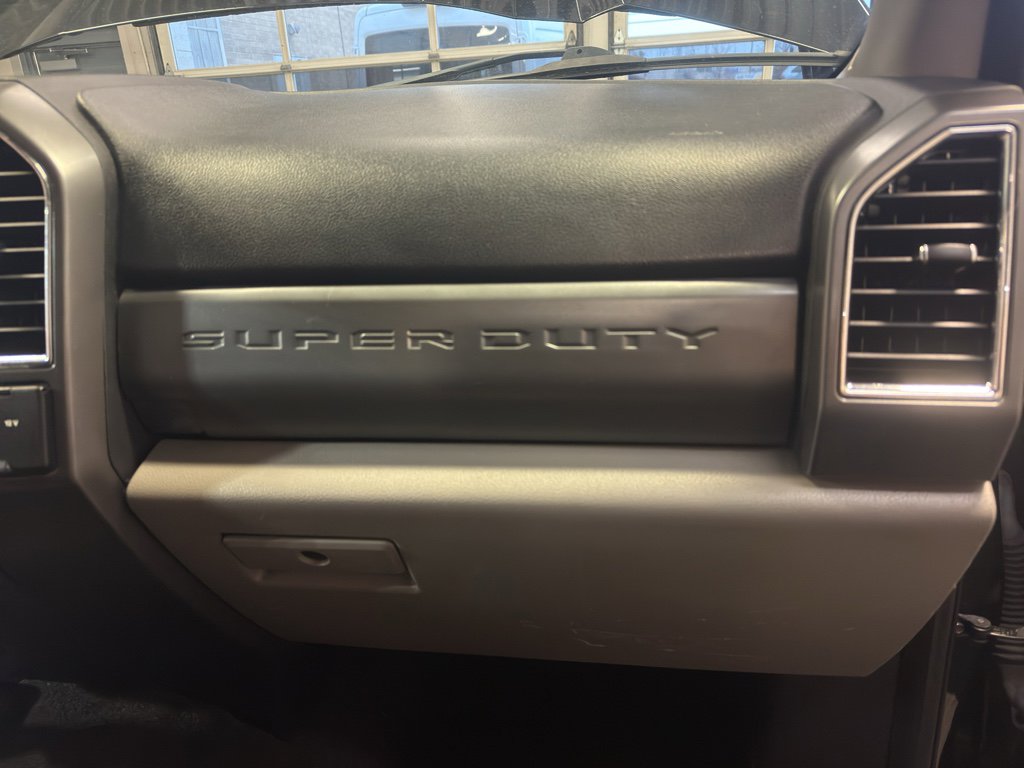 Used 2017 Ford F250 XLT w/ FX4 Off-Road Package image 22