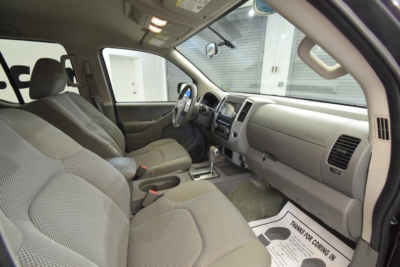 Used 2018 Nissan Frontier SV AWD/4WD image 17