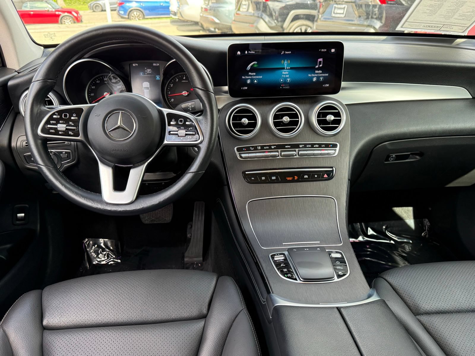 Used 2021 Mercedes-Benz GLC 300 w/ Premium Package image 38