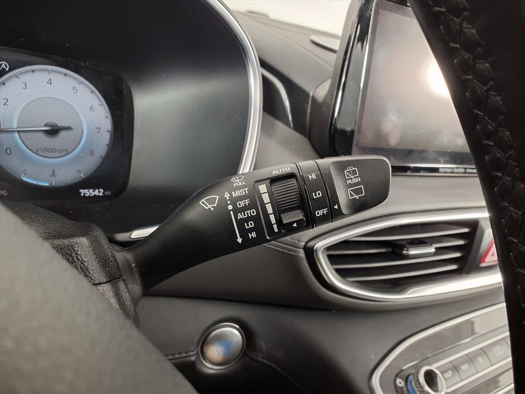 Used 2021 Hyundai Santa Fe Limited image 21