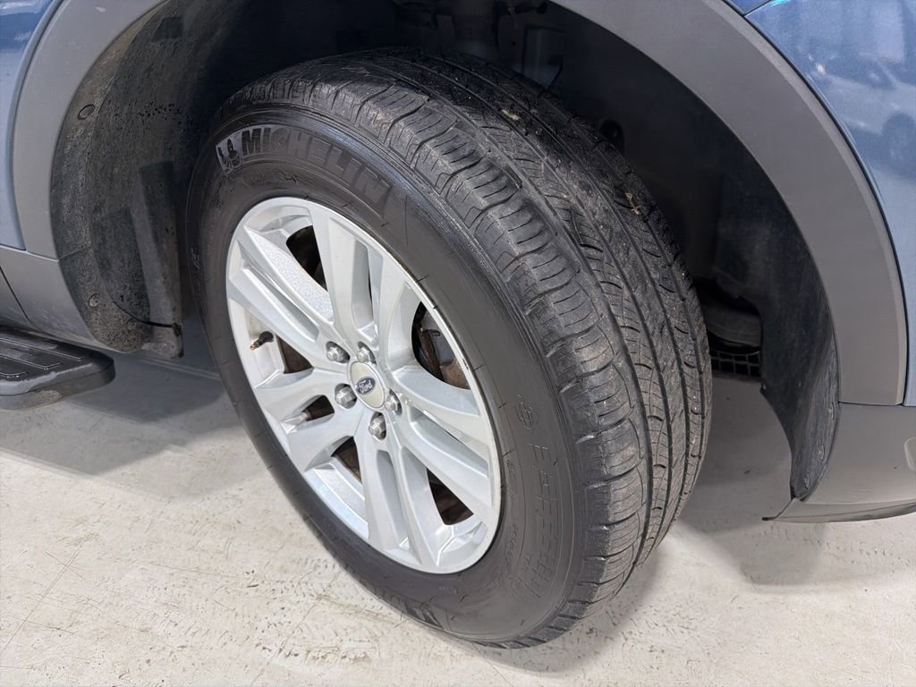 Used 2019 Ford Explorer XLT w/ Equipment Group 202A image 13