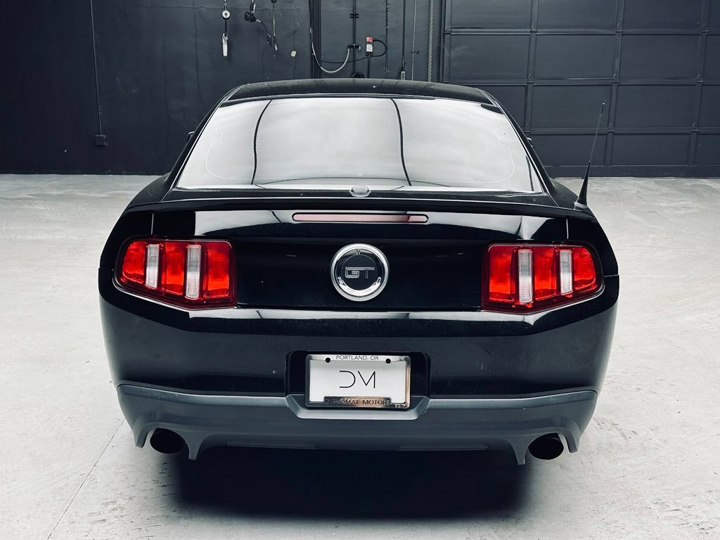 Used 2012 Ford Mustang GT w/ Electronics Pkg RWD image 7
