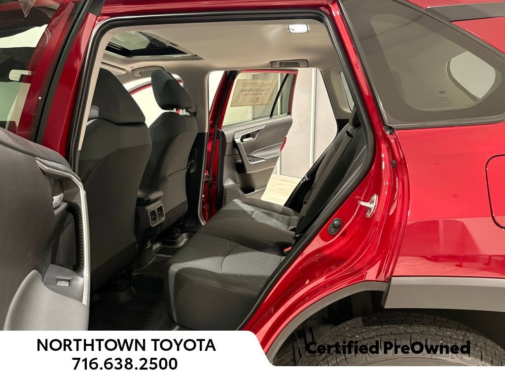 Used 2025 Toyota RAV4 XLE w/ Convenience Package image 22