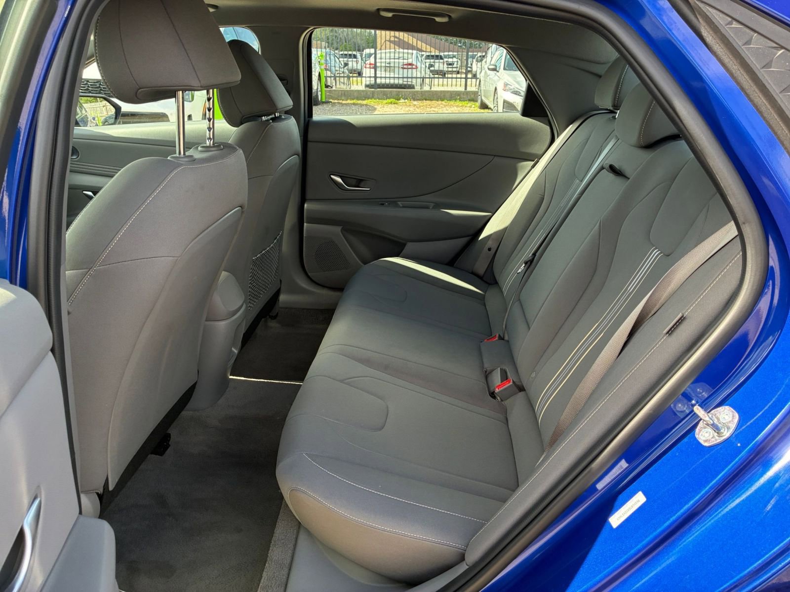 Used 2025 Hyundai Elantra SEL FWD image 19