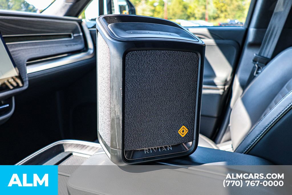 Used 2024 Rivian R1S Adventure image 59