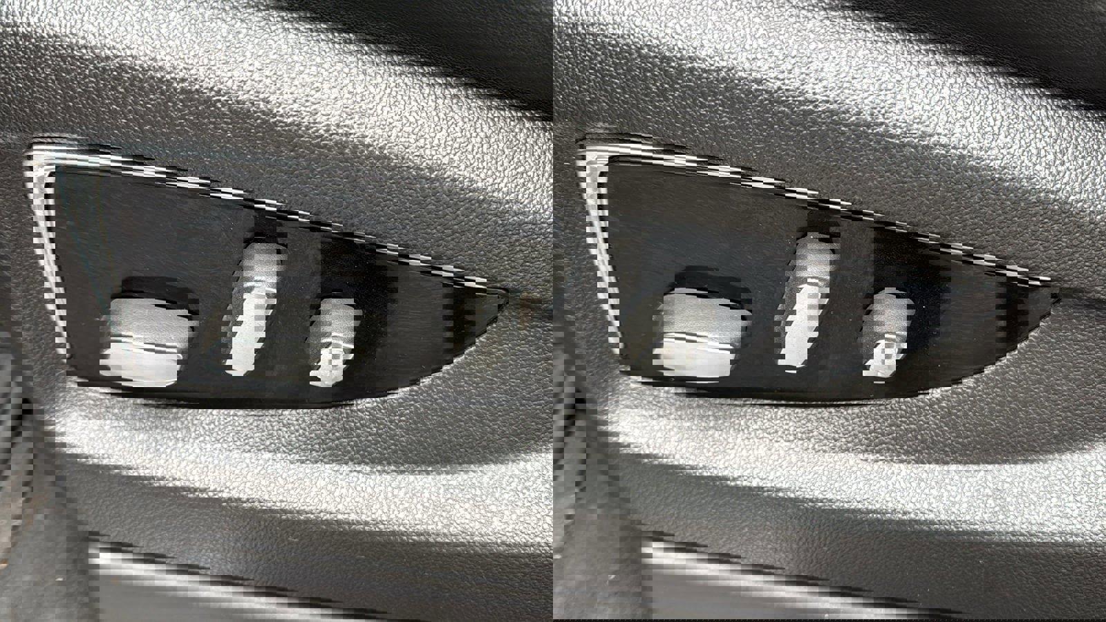 Used 2015 Cadillac Escalade Premium image 24