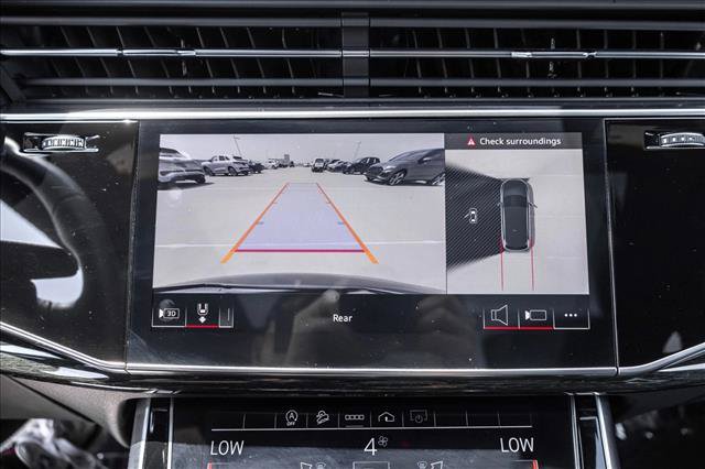 Certified 2025 Audi Q7 2.0T Premium Plus w/ Convenience Package AWD/4WD image 18