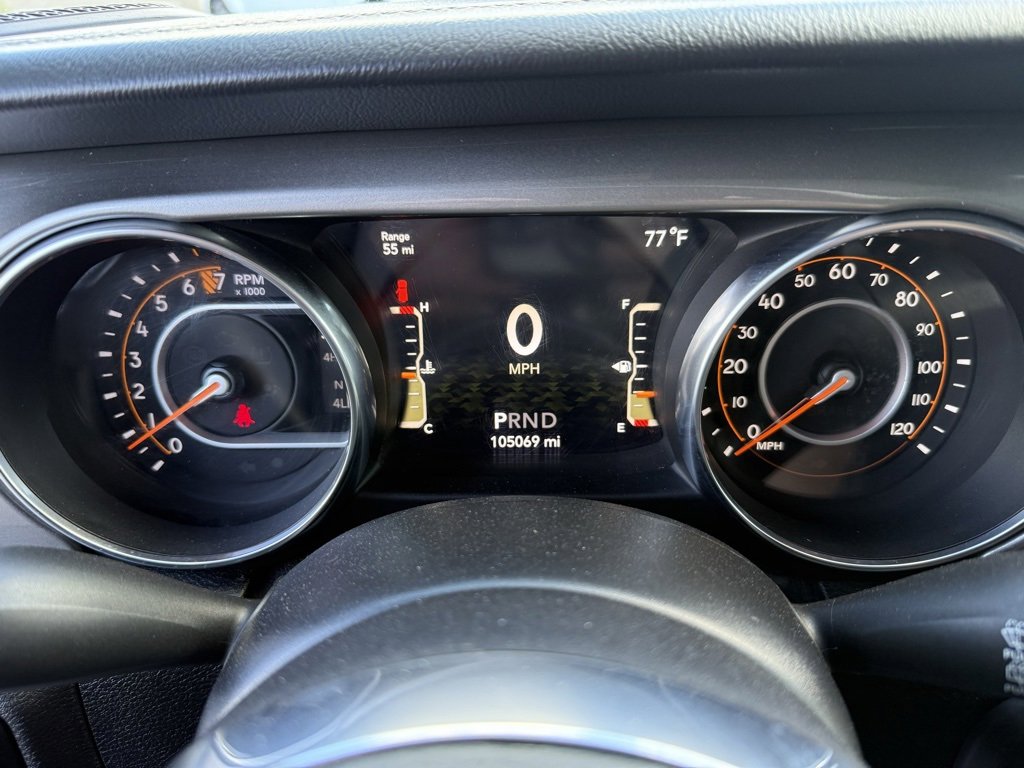 Used 2020 Jeep Wrangler Unlimited Sahara image 24