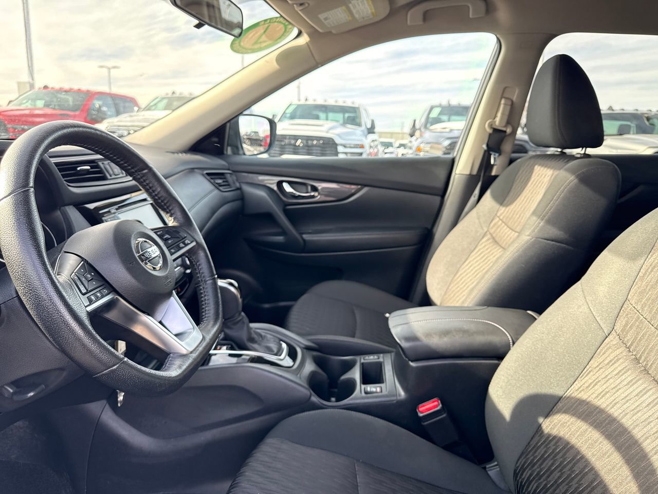 Used 2020 Nissan Rogue S image 13