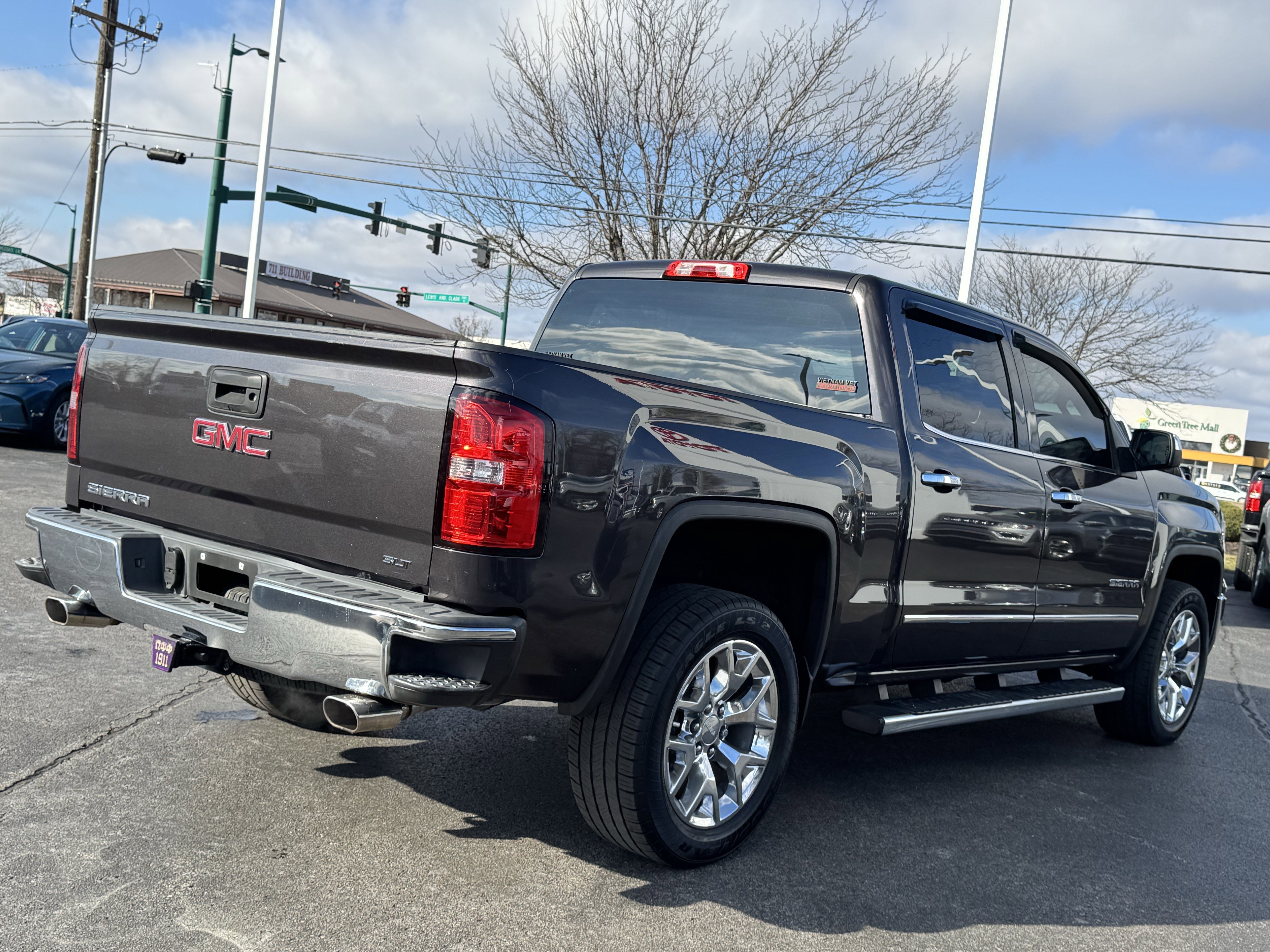 Used 2014 GMC Sierra 1500 SLT w/ SLT Crew Cab Value Package image 15