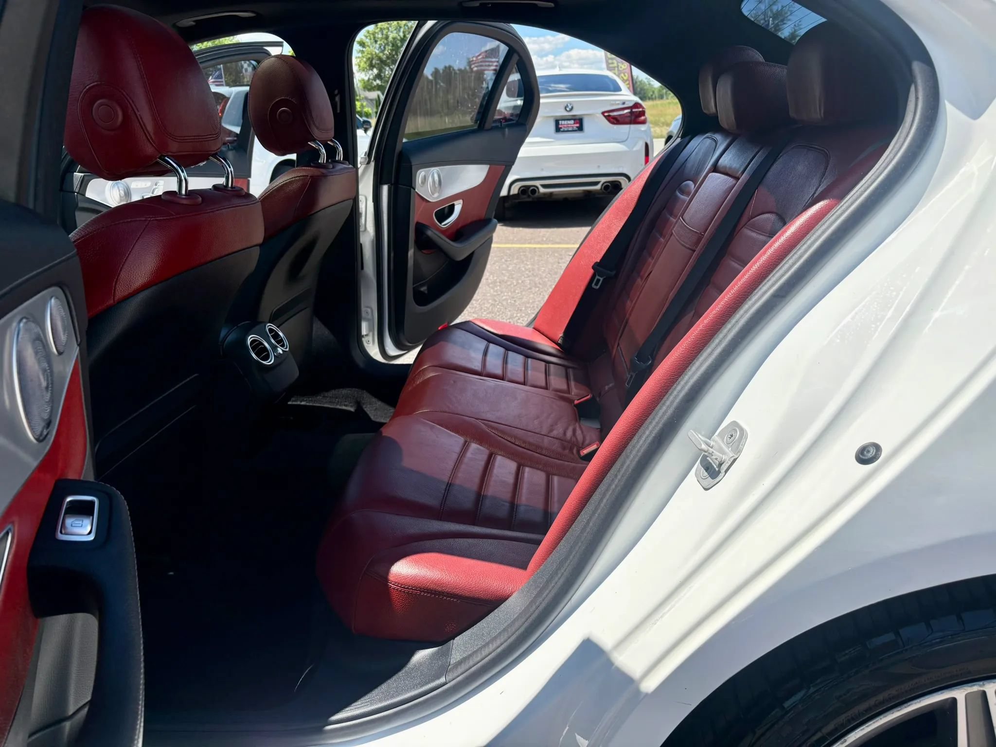 Used 2016 Mercedes-Benz C 300 4MATIC Sedan image 19