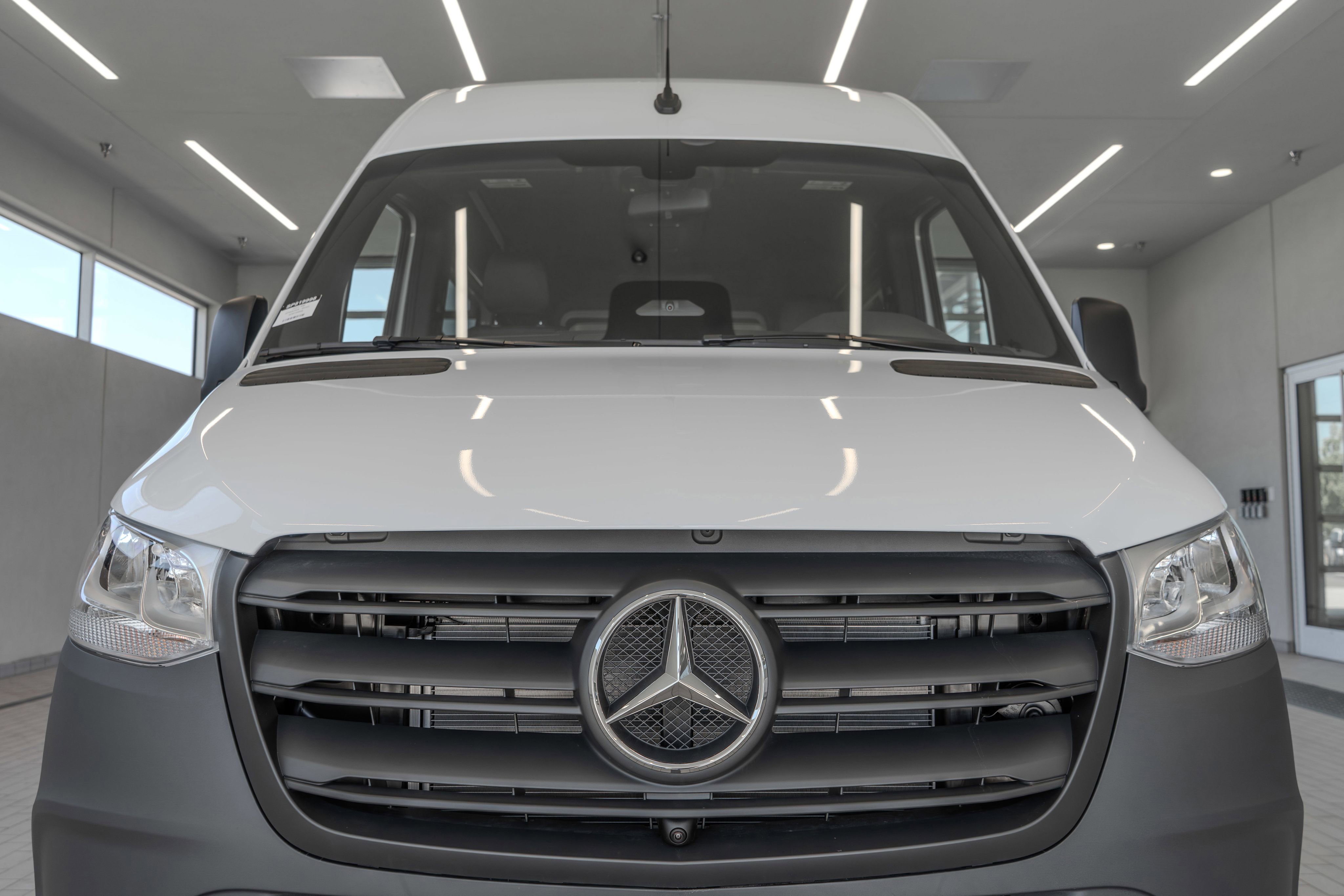 Used 2025 Mercedes-Benz Sprinter 2500 image 23