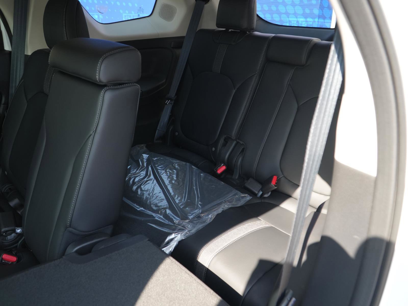 New 2025 Honda Pilot Touring image 20