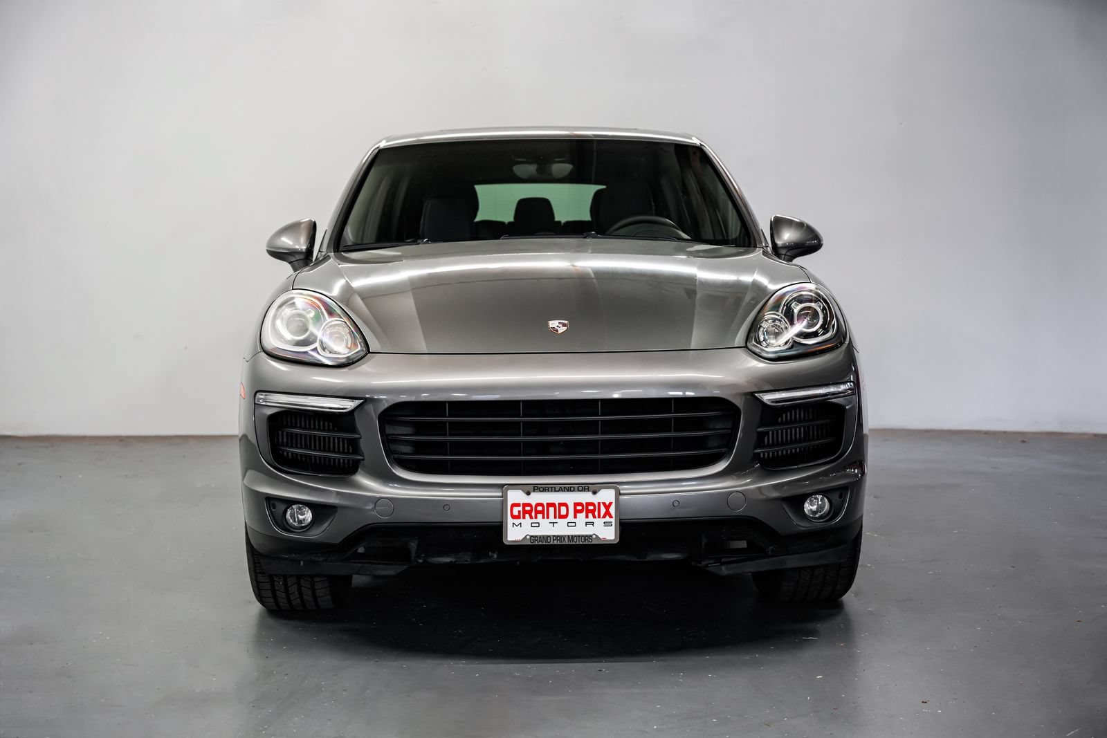 Used 2015 Porsche Cayenne Diesel AWD/4WD image 5