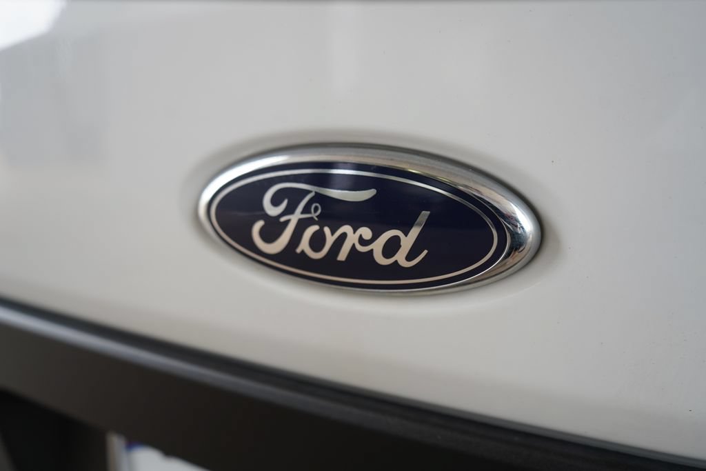 Certified 2023 Ford Transit 350 Low Roof RWD image 6