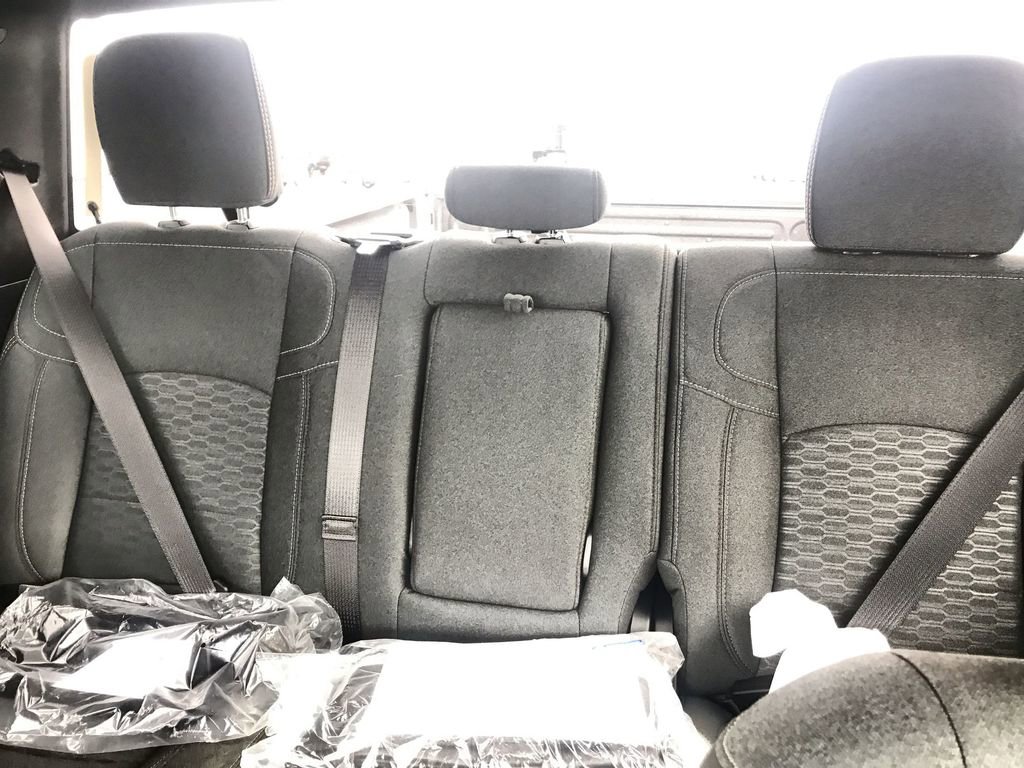 New 2026 RAM 2500 Big Horn AWD/4WD image 21