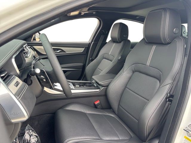 New 2024 Jaguar XF R-Dynamic SE AWD/4WD image 11