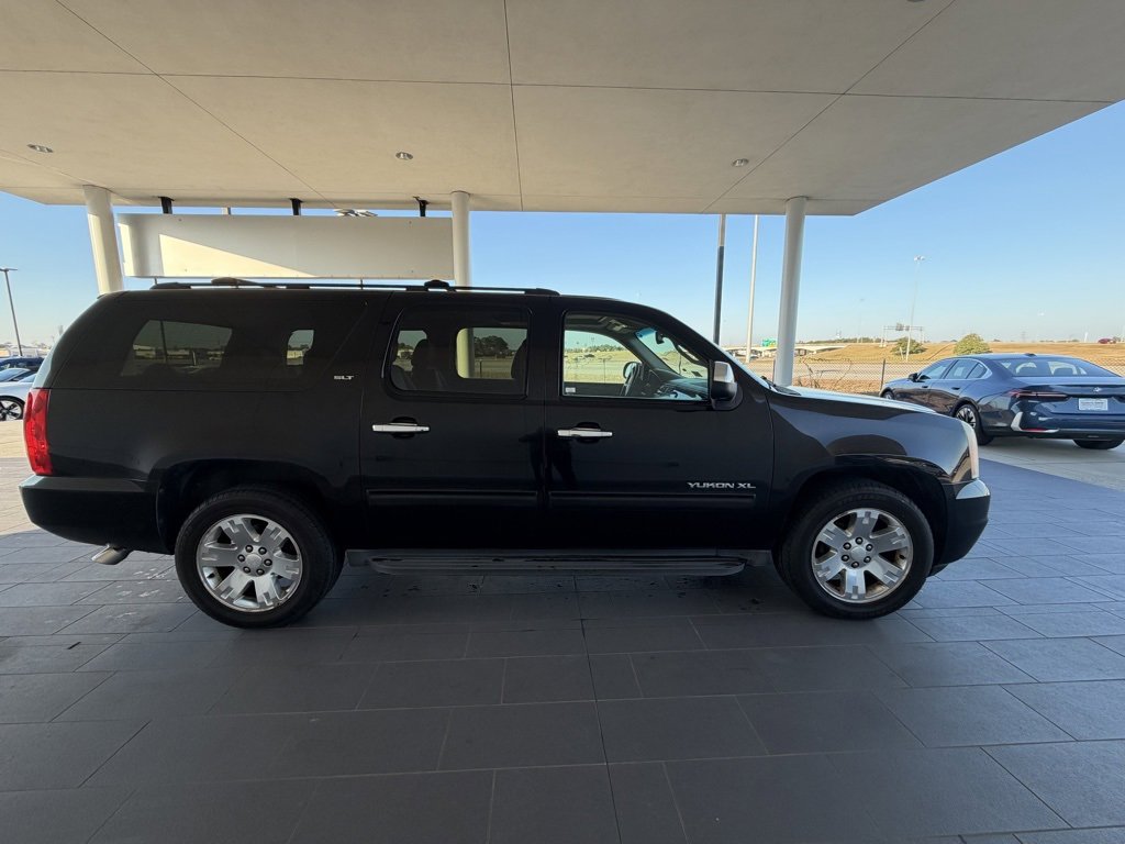 Used 2011 GMC Yukon XL SLT image 5