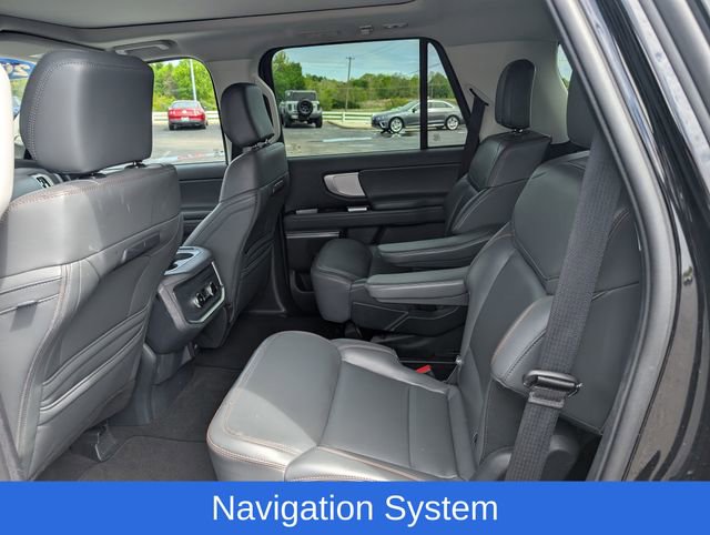 Used 2025 Ford Expedition Active AWD/4WD image 10