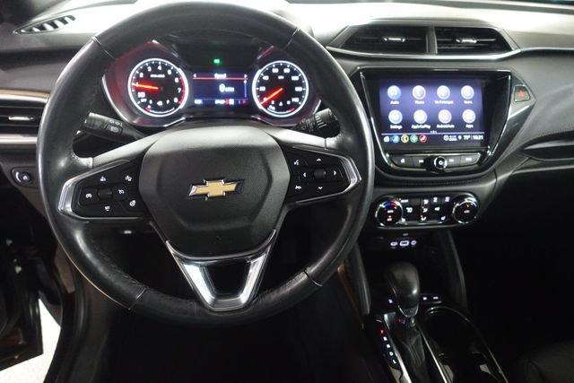 Used 2022 Chevrolet TrailBlazer ACTIV w/ Technology Package AWD/4WD image 12
