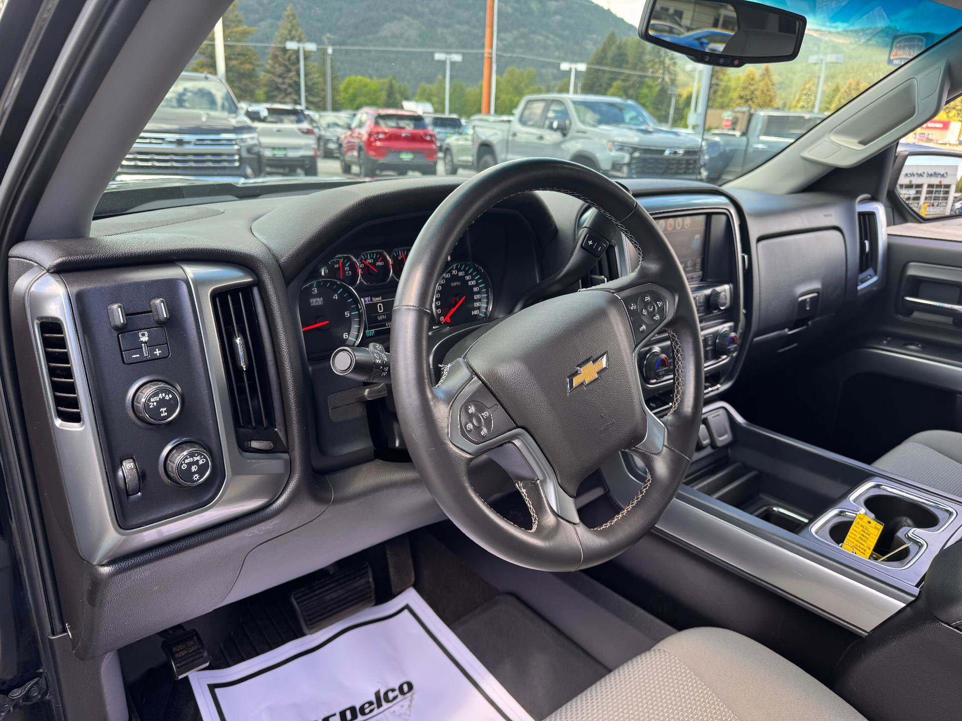 Used 2017 Chevrolet Silverado 1500 LT w/ All Star Edition AWD/4WD image 9