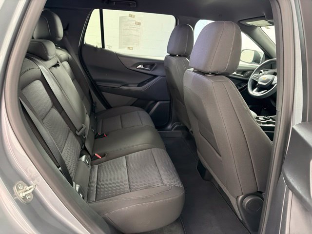 Used 2026 Chevrolet Equinox LT FWD image 33