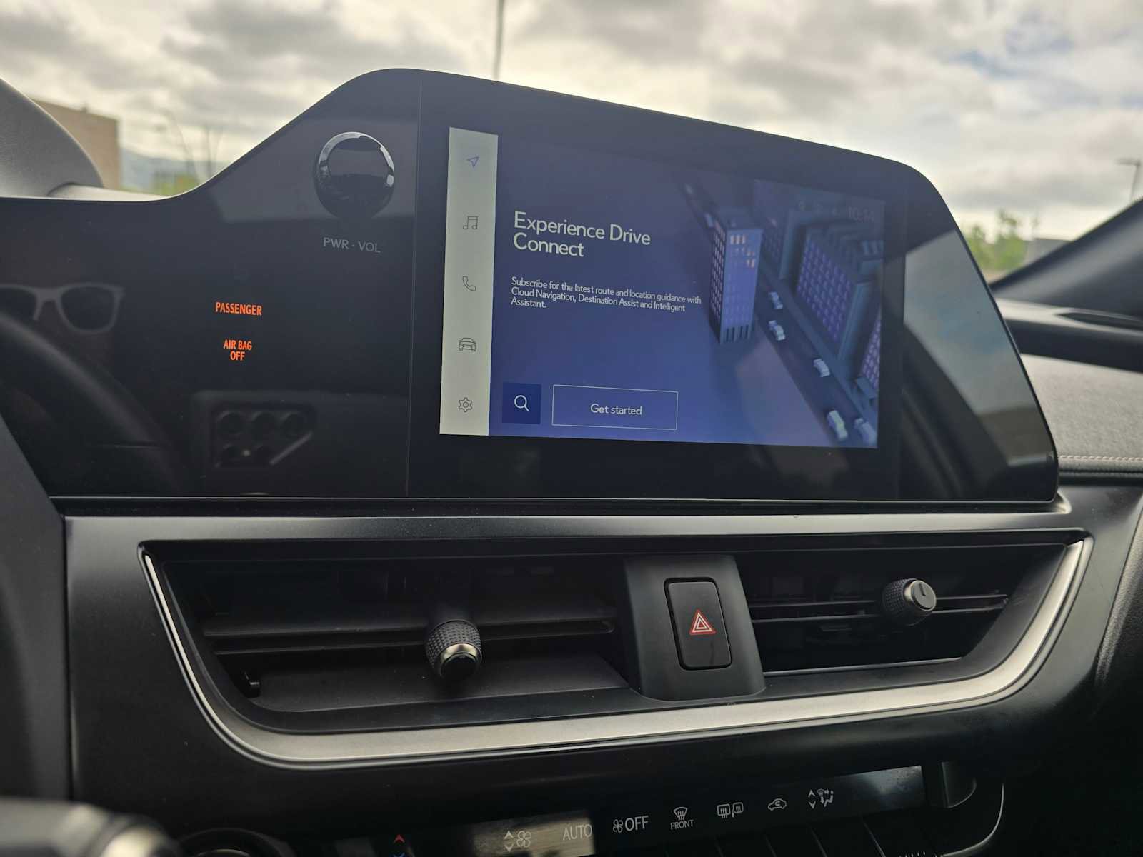 Certified 2024 Lexus UX 250h FWD image 28