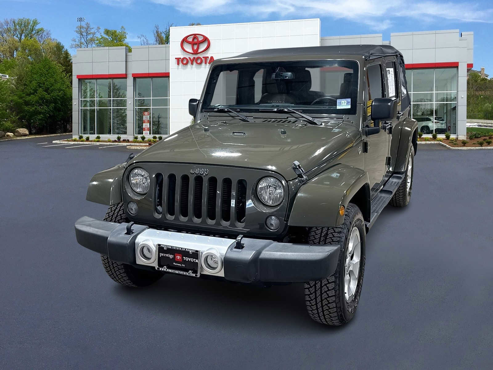 Used 2015 Jeep Wrangler Unlimited Sahara w/ Connectivity Group