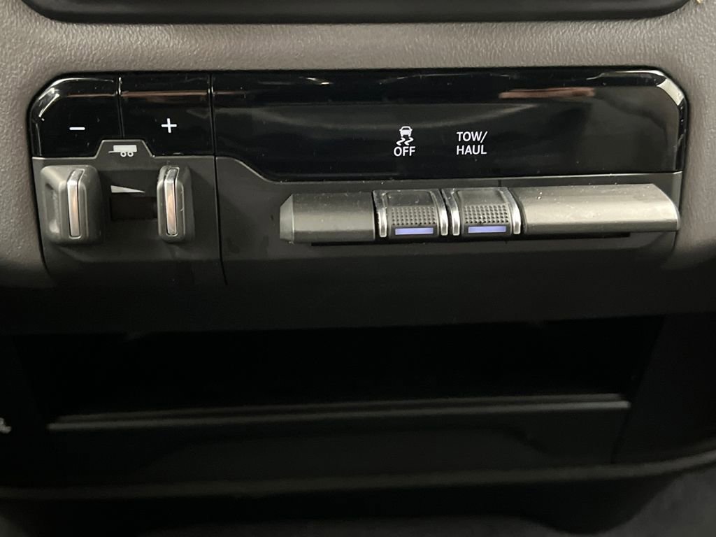 Used 2024 RAM 2500 Big Horn image 38