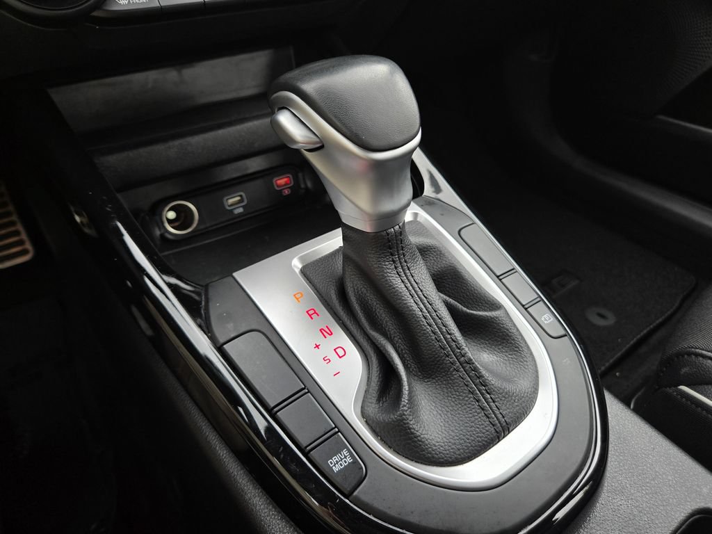 Certified 2024 Kia Forte GT-Line FWD image 33