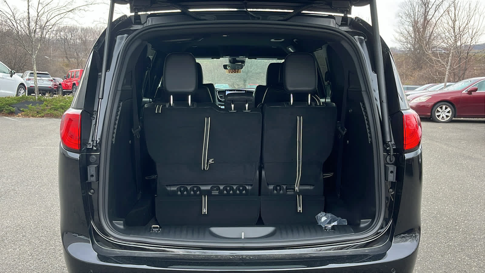 New 2026 Chrysler Voyager LX FWD image 22