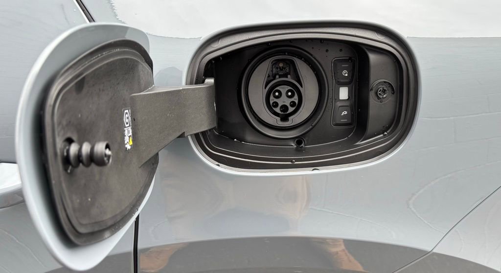 New 2026 Porsche Cayenne S image 26