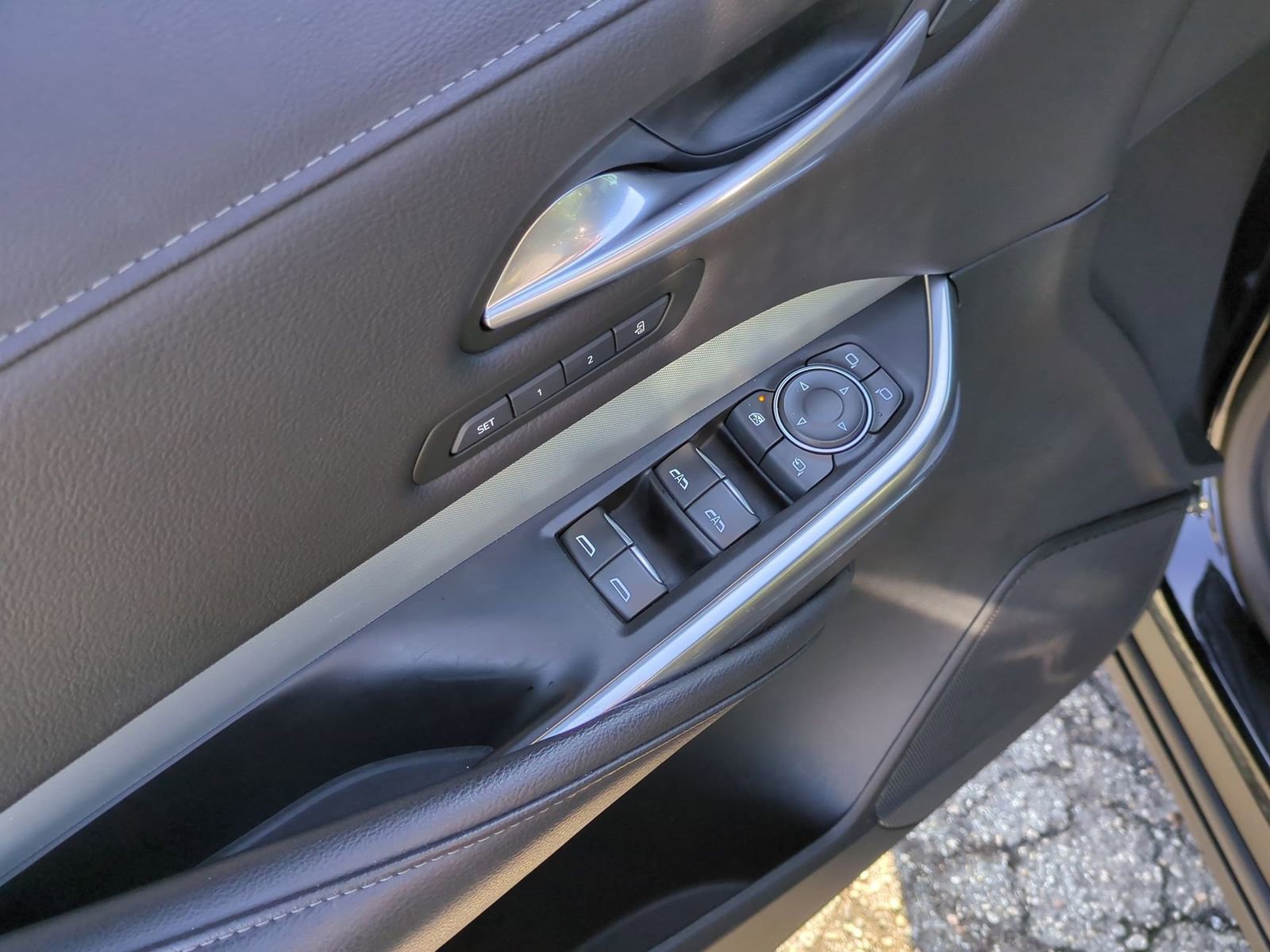 Certified 2023 Cadillac XT4 Premium Luxury image 23