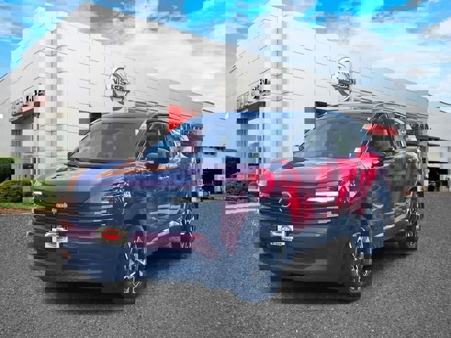 New 2025 Nissan Kicks SV w/ SV Premium Package image 3