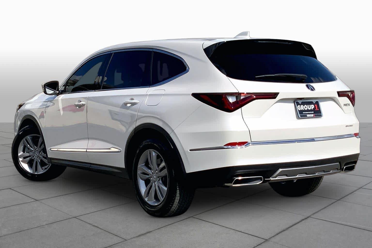 Used 2025 Acura MDX SH-AWD image 12