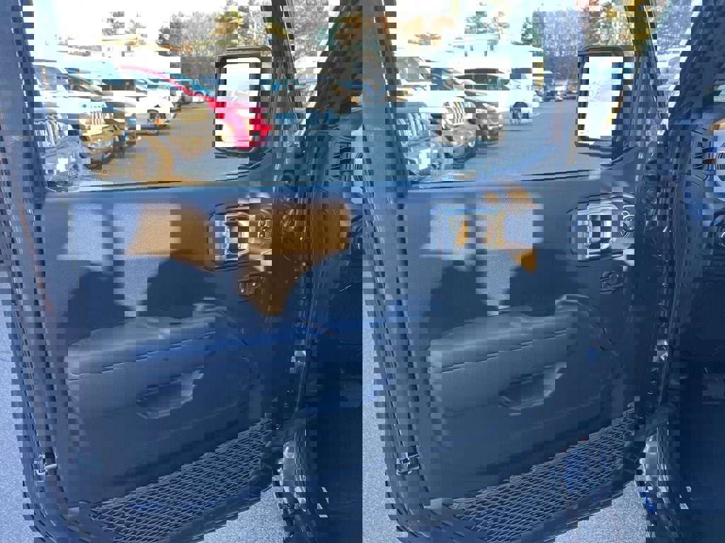 New 2026 Jeep Gladiator Sport image 19