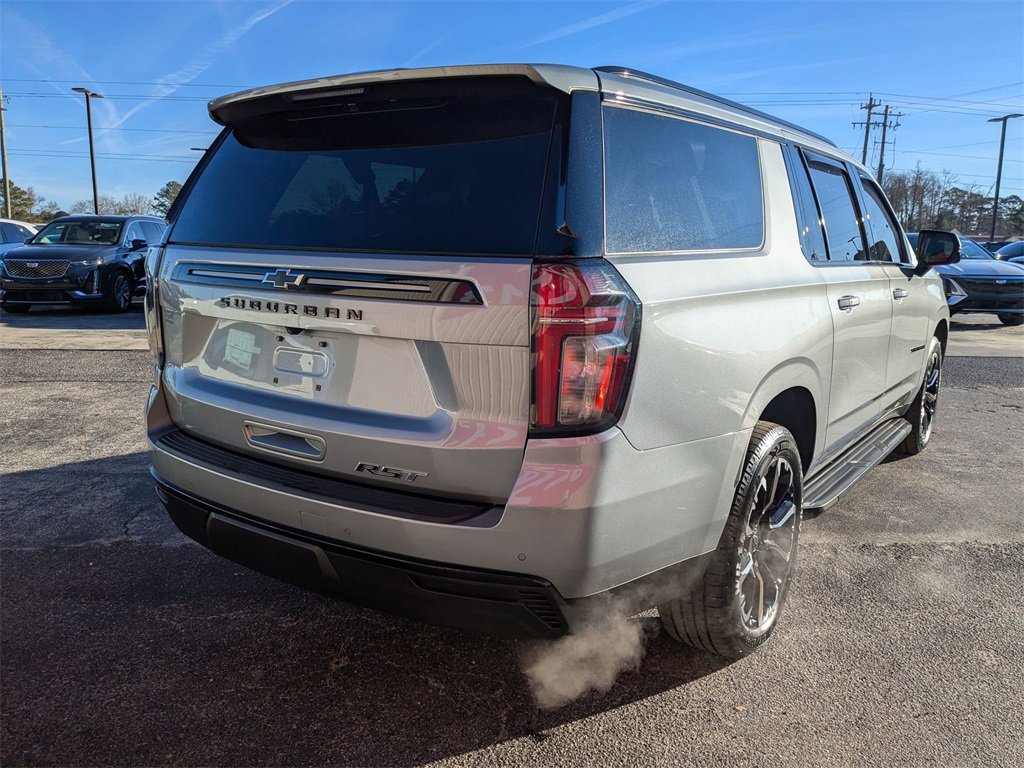 Certified 2023 Chevrolet Suburban RST w/ Luxury Package image 4