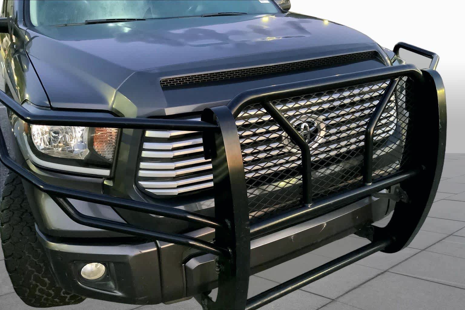 Used 2015 Toyota Tundra Platinum RWD image 26
