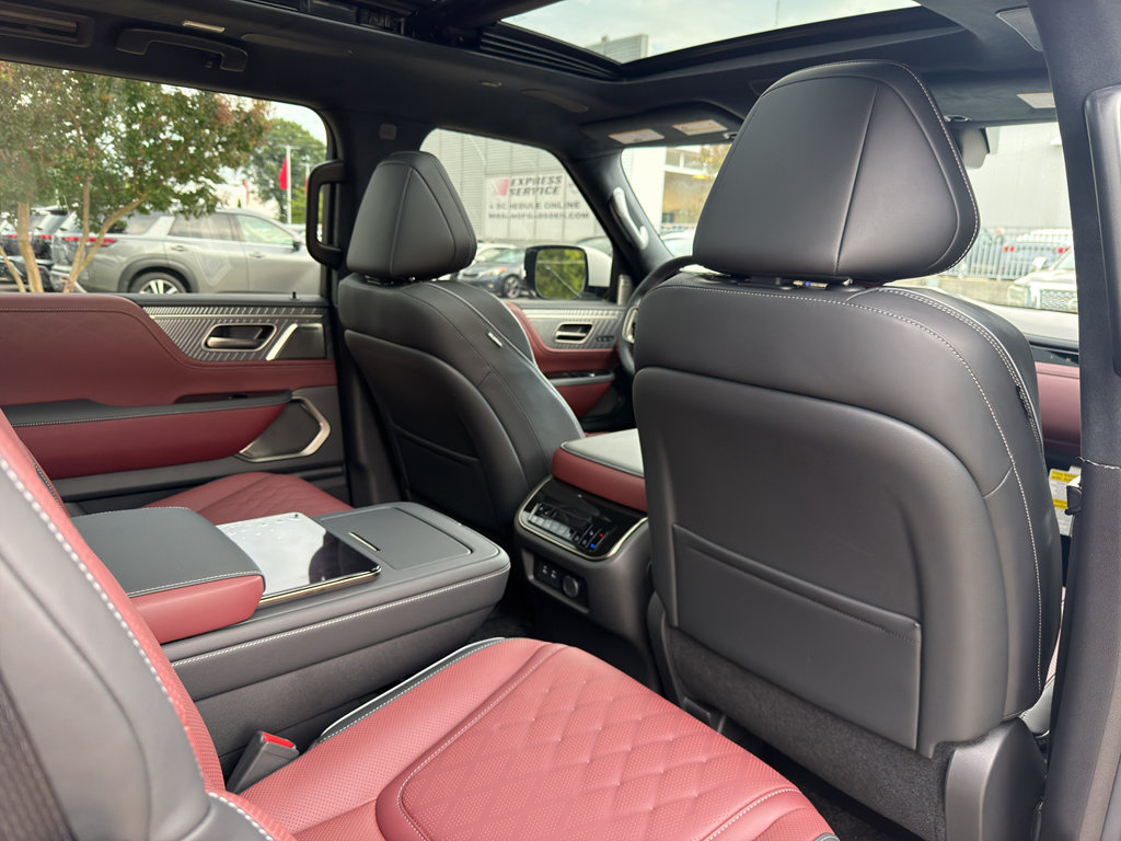 Used 2026 INFINITI QX80 Autograph w/ Premium Cargo Package AWD/4WD image 16
