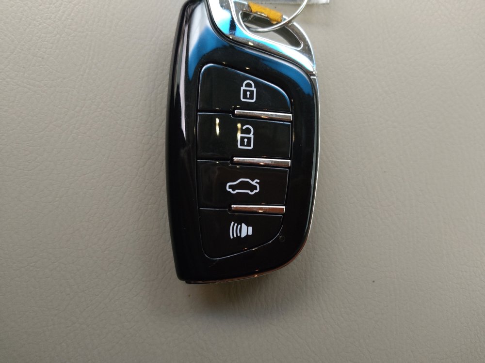 Used 2015 Nissan Pathfinder SL w/ SL Tech Package image 32