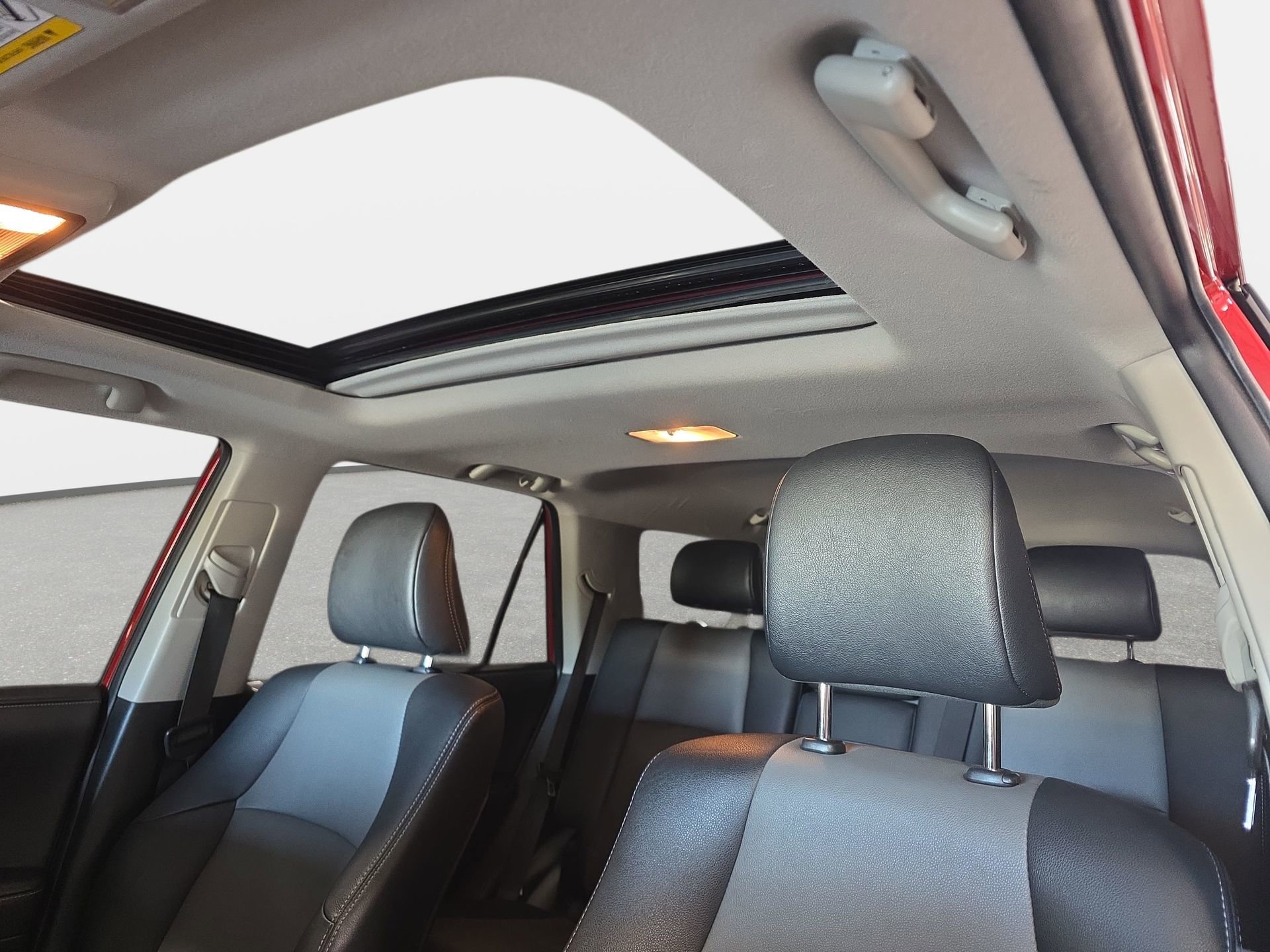 Used 2022 Toyota 4Runner SR5 Premium w/ Moonroof Package image 28