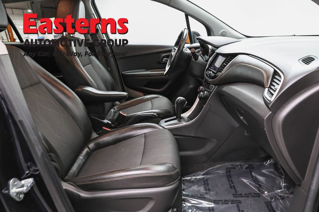 Used 2021 Chevrolet Trax LT w/ Driver Confidence Package image 24