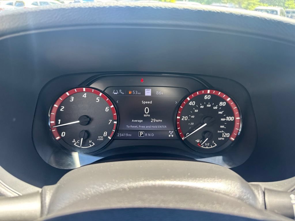 Used 2022 Nissan Frontier PRO-4X w/ Technology Package AWD/4WD image 9