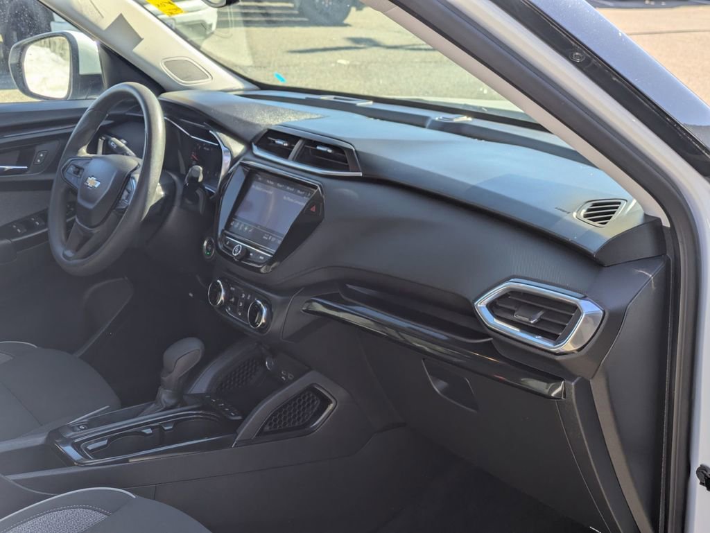 Certified 2023 Chevrolet TrailBlazer LT w/ Convenience Package image 23