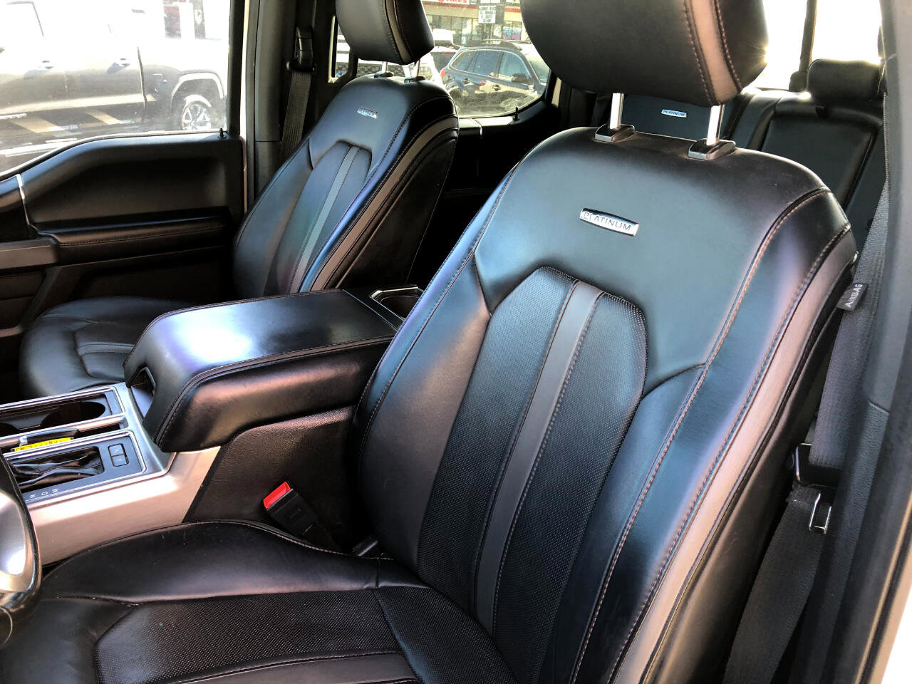 Used 2019 Ford F150 Platinum w/ Equipment Group 701A Luxury image 34