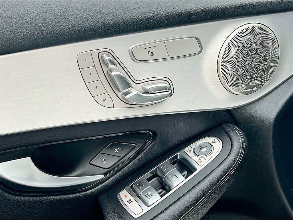 Used 2021 Mercedes-Benz GLC 300 4MATIC image 17