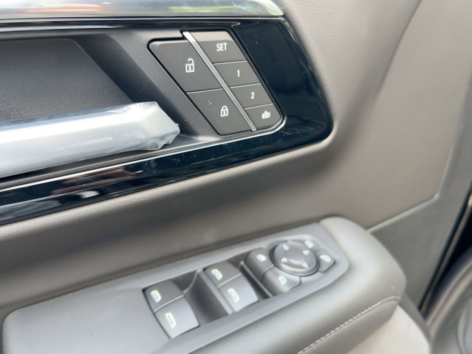 New 2026 Chevrolet Tahoe LT w/ Comfort Package image 23